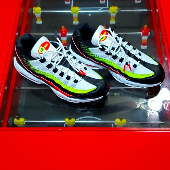 Air Max 95 - Picture 4 of 10